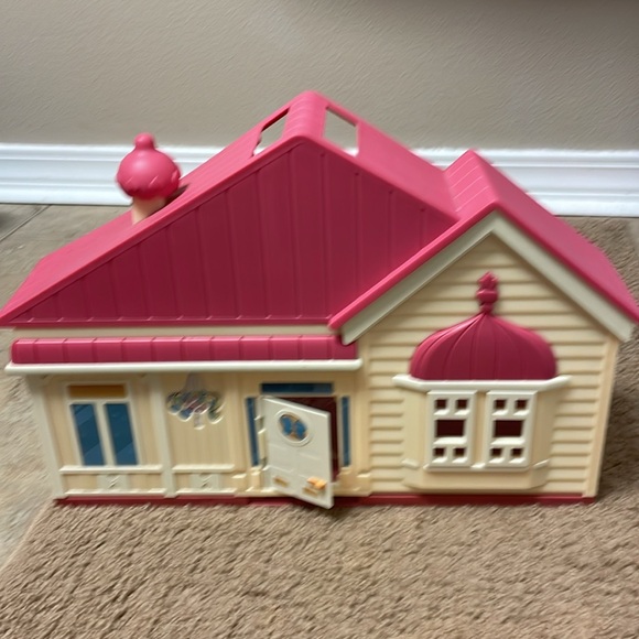 Bluey House - Picture 3 of 3